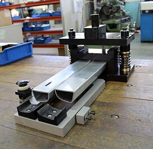 Machine Modules - Rail Cutting Press